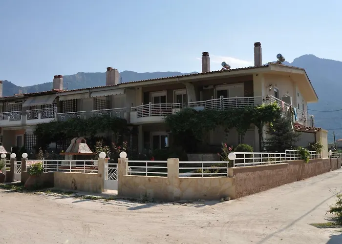 Giannakis クリッシ・アモウディア